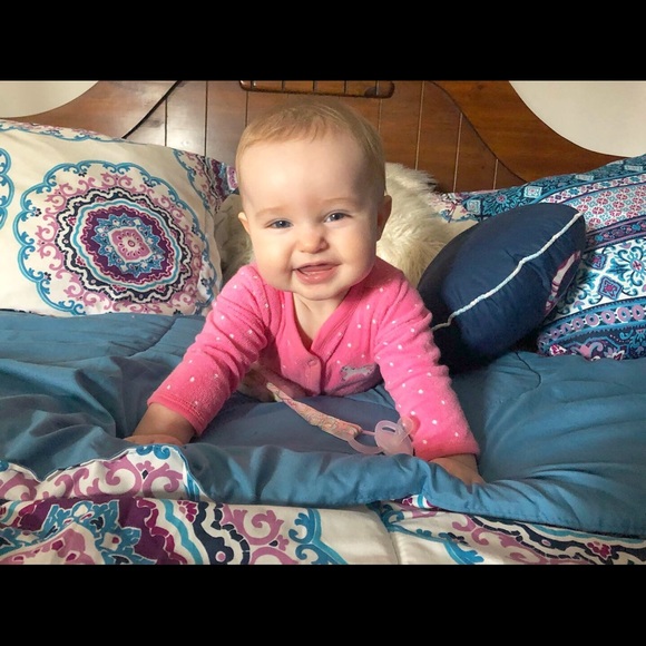 ☀️Hi I'm Samantha☀️ - Picture 5 of 6